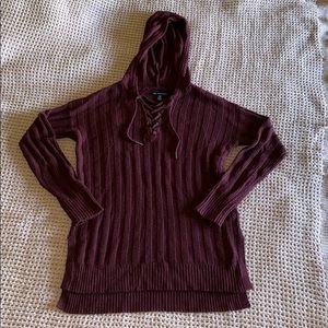 ✨American Eagle Hooded Sweater✨